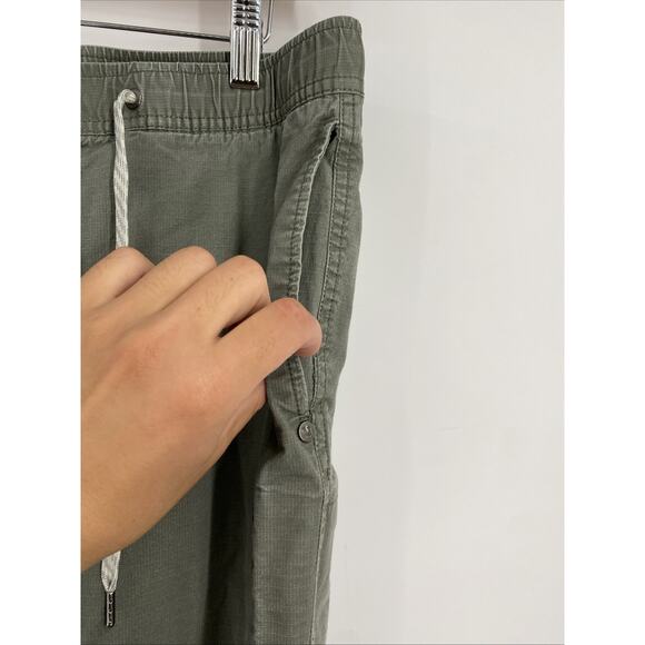 Vuori Ripstop Pants Men’s Large Olive Casual Outdoor Utility 945 - Picture 4 of 9